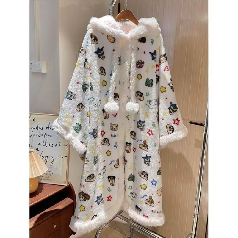 짱구는 못말려 만화 캐릭터가 그려진 부드러운 코랄 플리 - Anime Merchandise In Japan 리뷰 및 가격